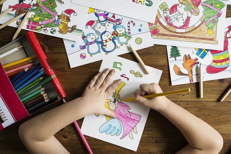 L’éveil artistique des enfants à travers les arts plastiques