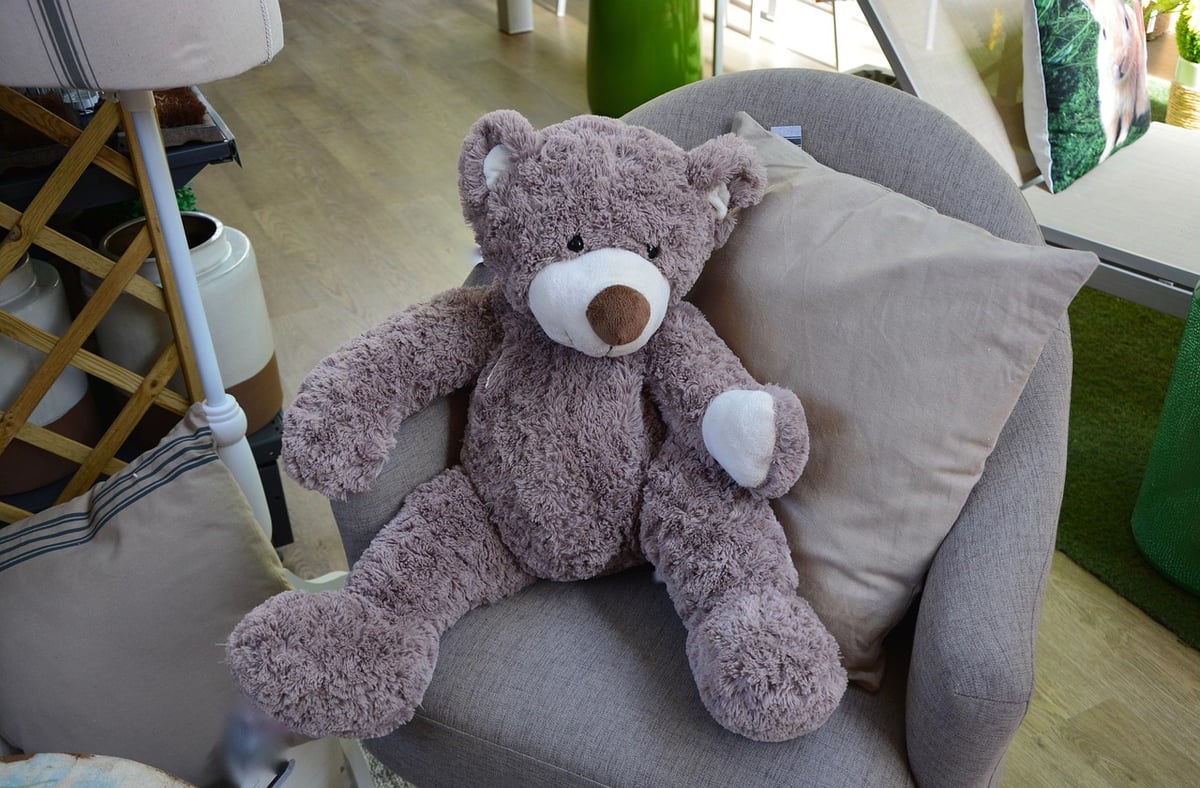 Quel prénom pour un doudou ? 200 idées adorables en 2026